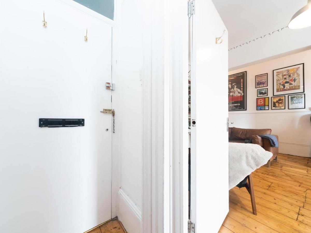 Pass The Keys Rustic And Quirky Flat In Charming Charlton Village Londres Extérieur photo