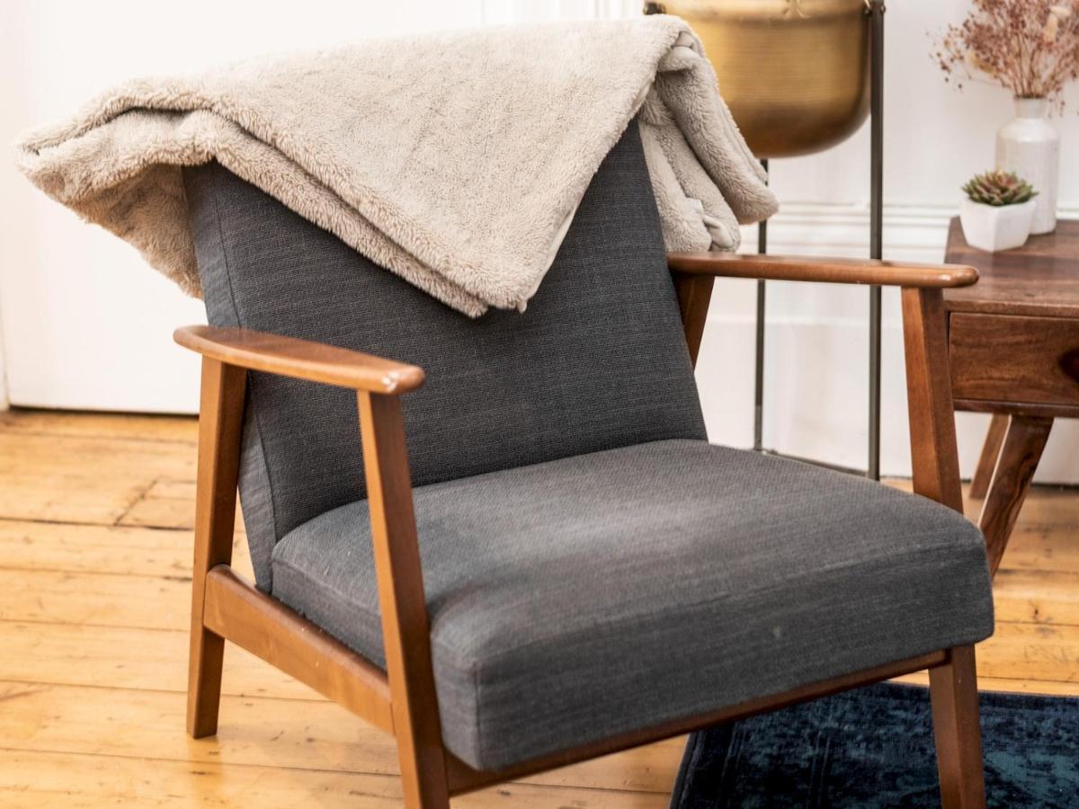 Pass The Keys Rustic And Quirky Flat In Charming Charlton Village Londres Extérieur photo