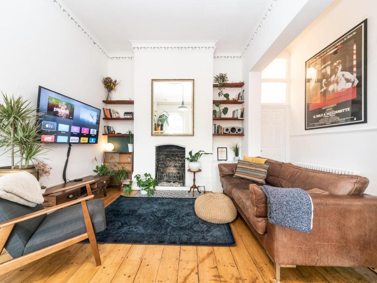 Pass The Keys Rustic And Quirky Flat In Charming Charlton Village Londres Extérieur photo