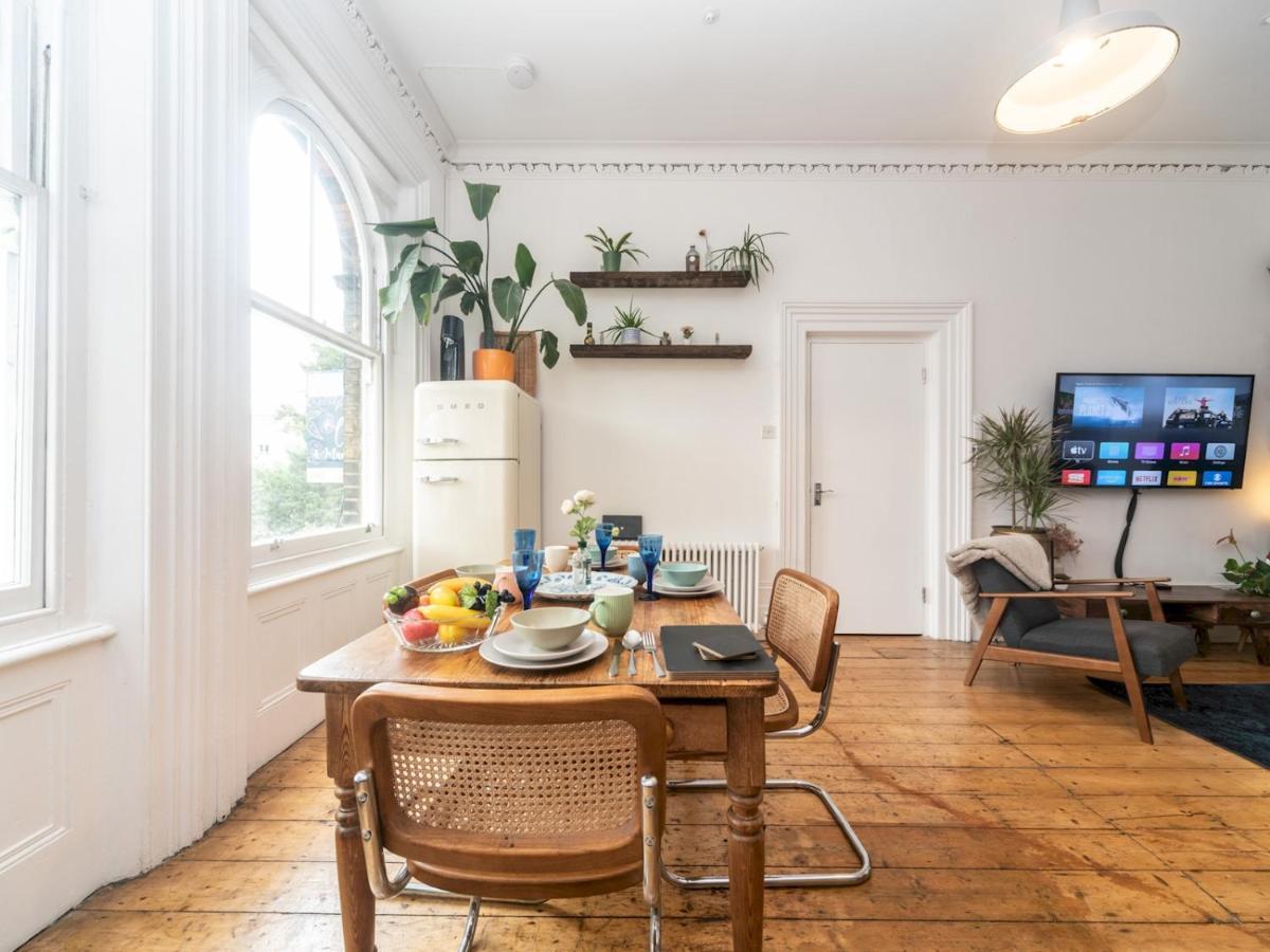 Pass The Keys Rustic And Quirky Flat In Charming Charlton Village Londres Extérieur photo