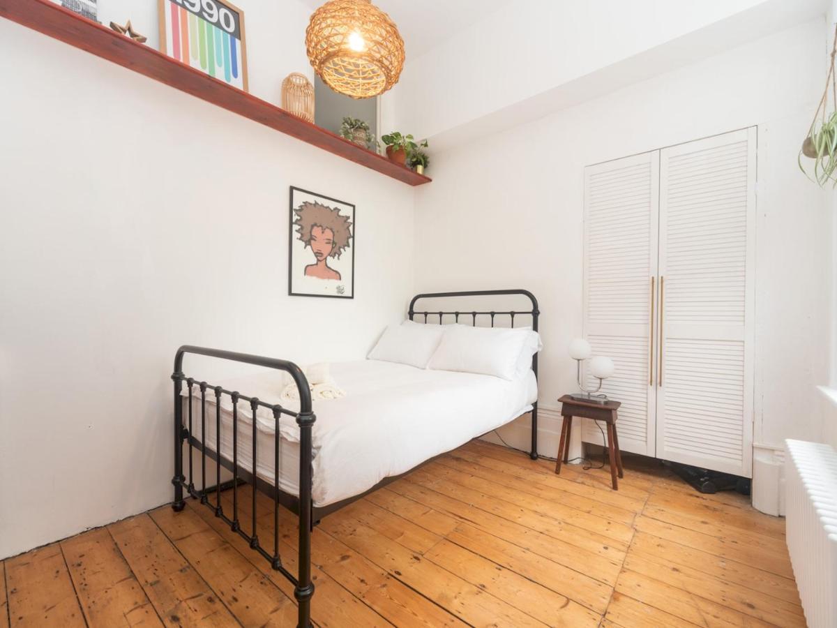 Pass The Keys Rustic And Quirky Flat In Charming Charlton Village Londres Extérieur photo