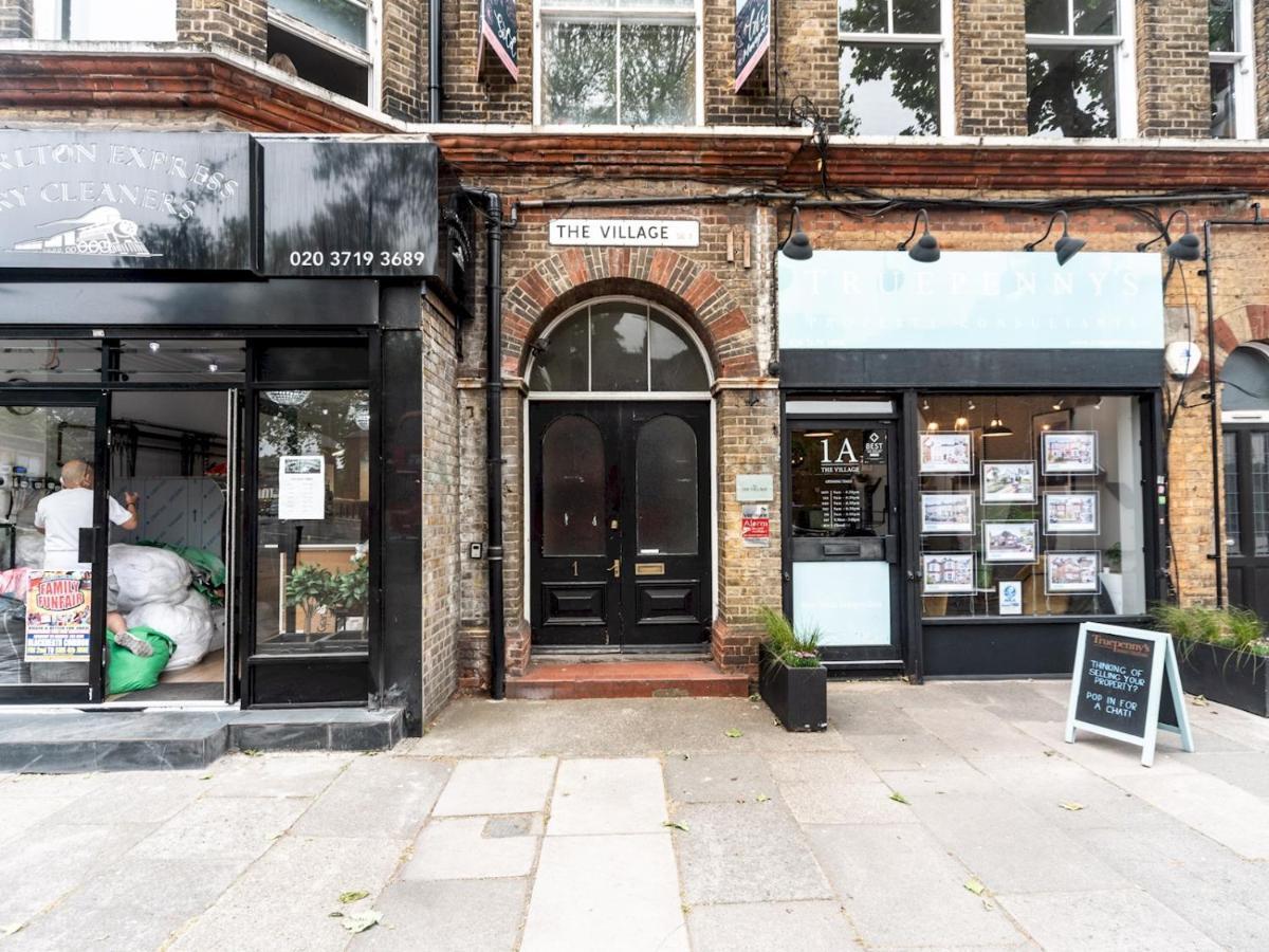 Pass The Keys Rustic And Quirky Flat In Charming Charlton Village Londres Extérieur photo